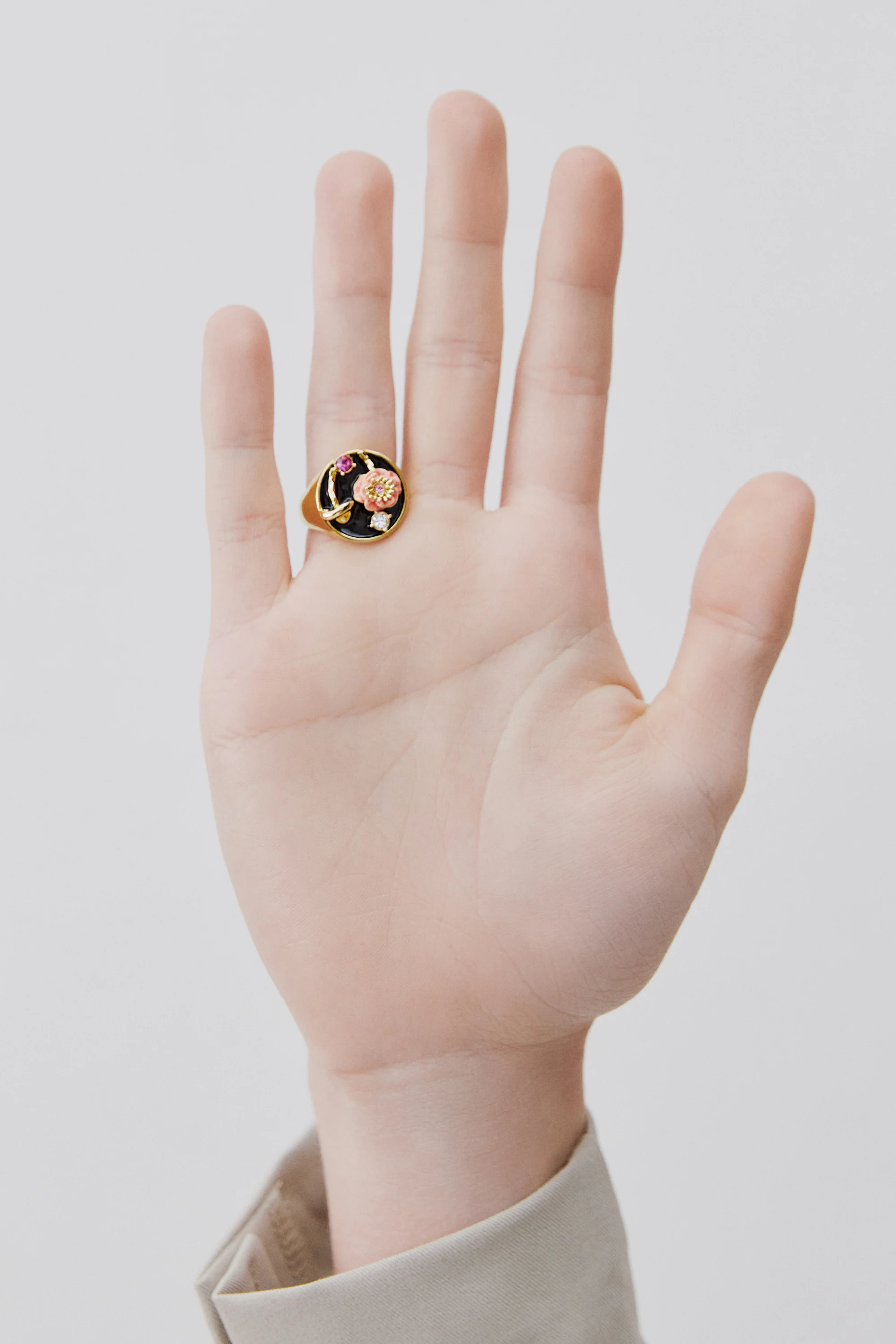 Bague chevalière noire champignon, anémone et cristaux - Image 2
