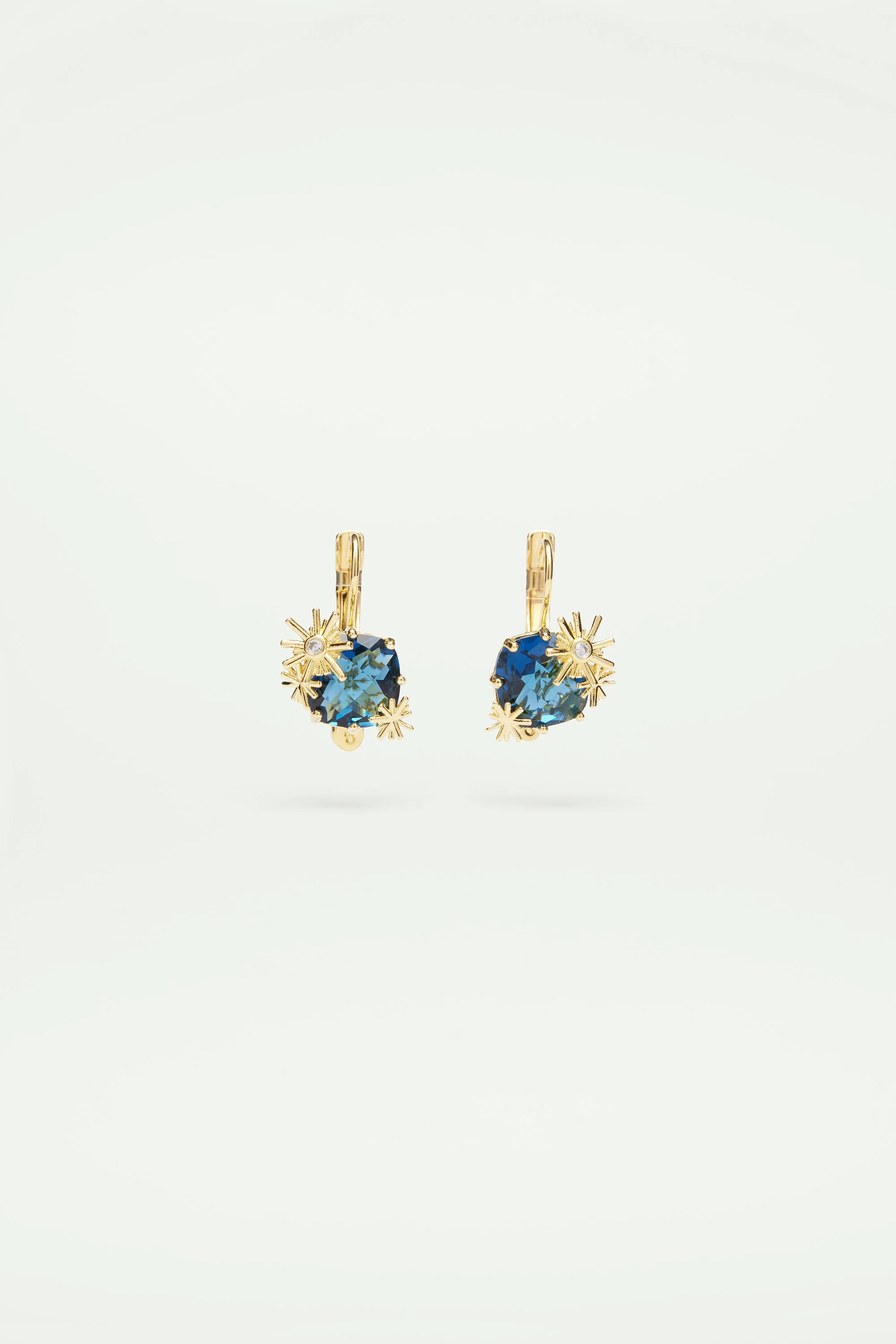Boucles d'oreilles dormeuses étoiles dorées et pierre carrée