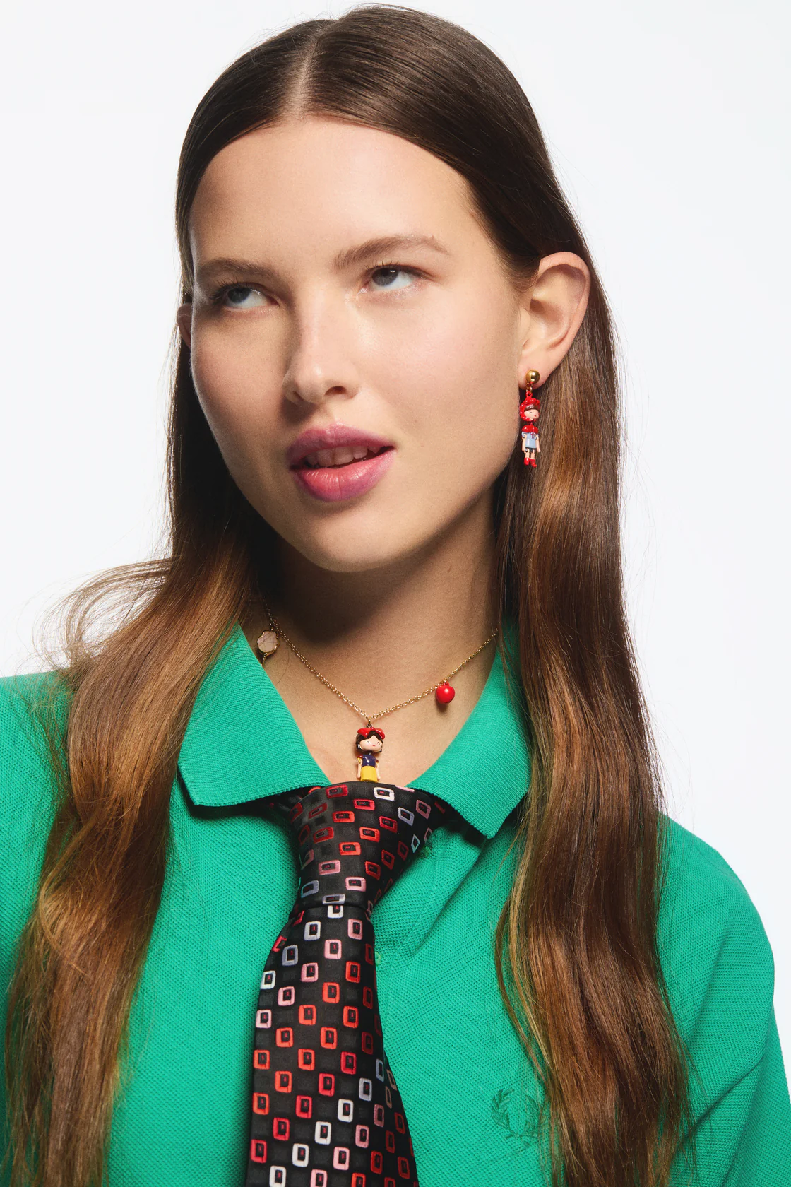 Boucles d'oreilles Le Petit Chaperon rouge et le Loup - Image 2
