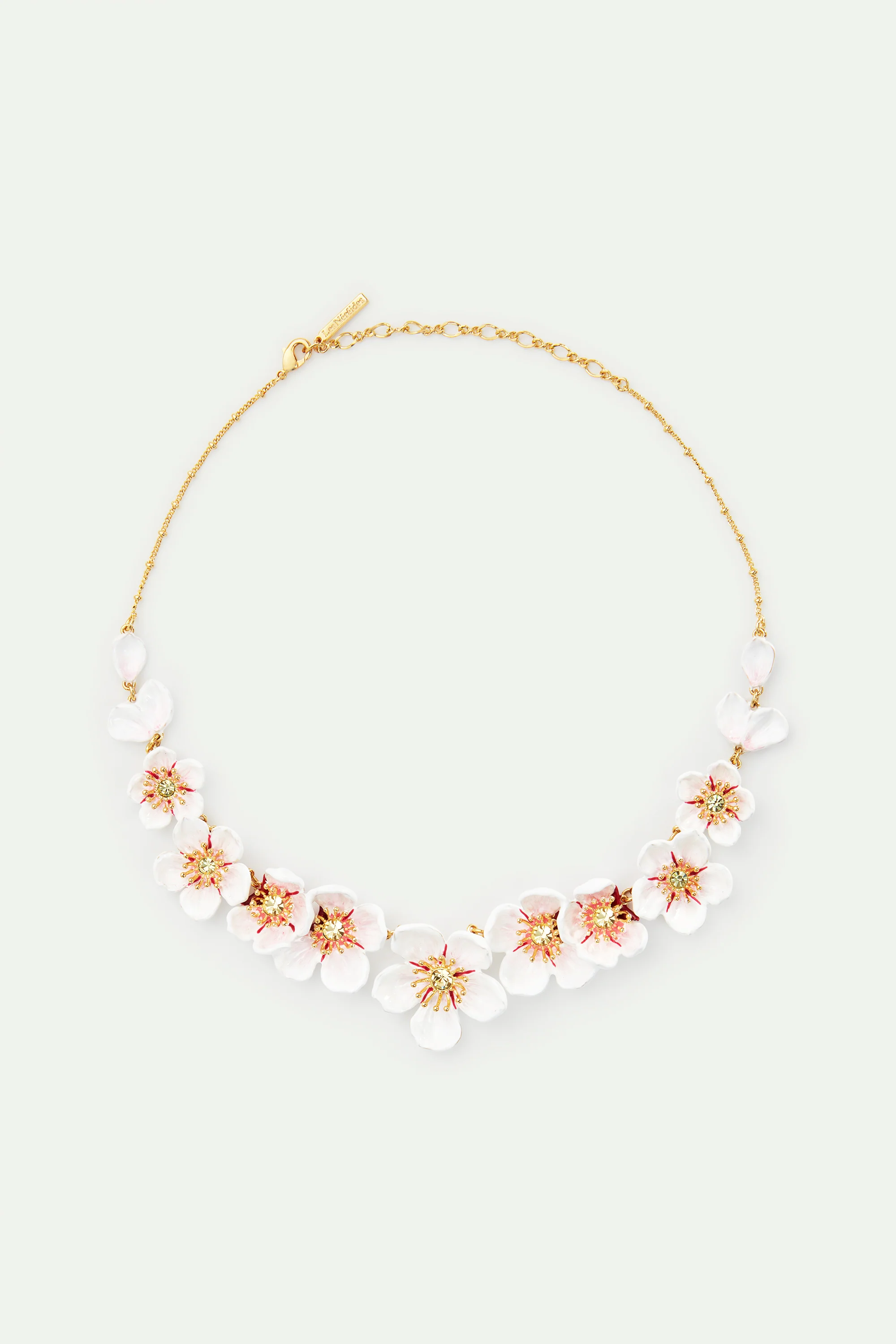 Collier plastron fleurs blanches de cerisier - Image 4